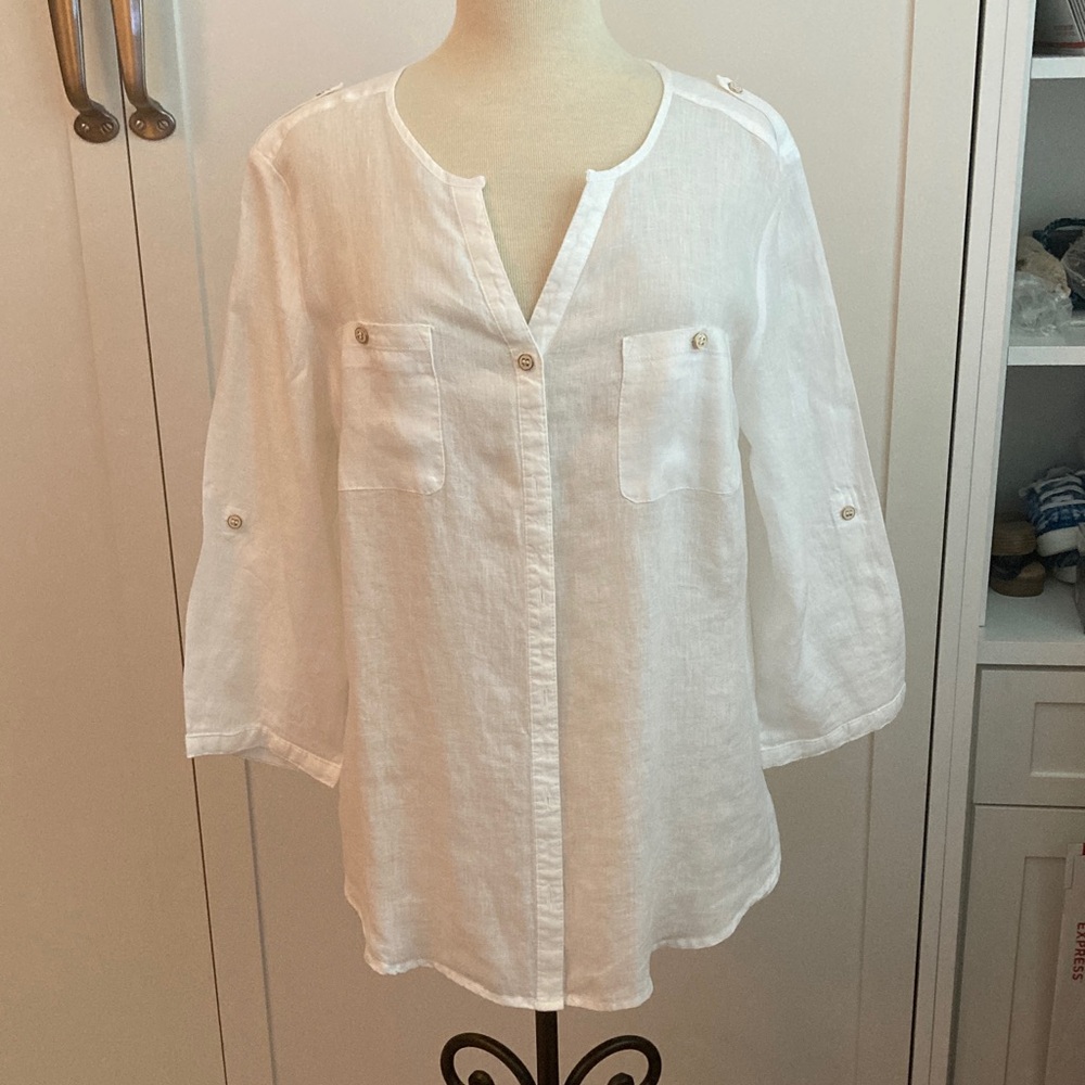 JM Collection white linen button down shirt